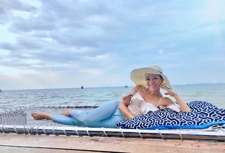 JuJu Chan Szeto feet photo 3