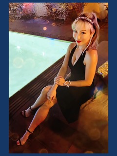 JuJu Chan Szeto feet photo 9