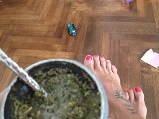 Juana Viale feet photo 6