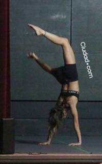 Juana Viale feet photo 9