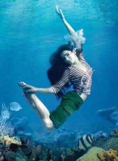 Juana Viale feet photo 17