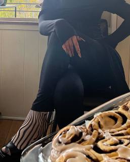 Jude Demorest feet photo 10