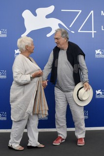 Judi Dench feet photo 8