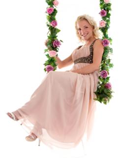 Judith Hildebrandt feet photo thumbnail