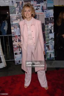 Judith Light feet photo 3
