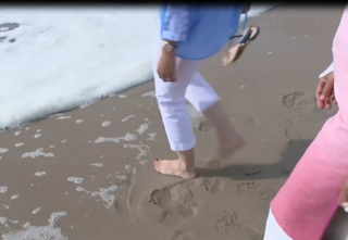 Judith Rakers feet photo thumbnail