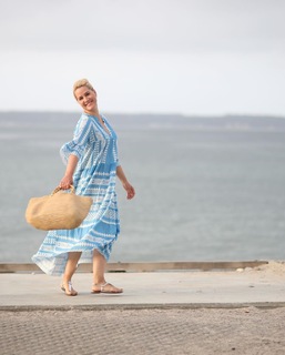 Judith Rakers feet photo thumbnail
