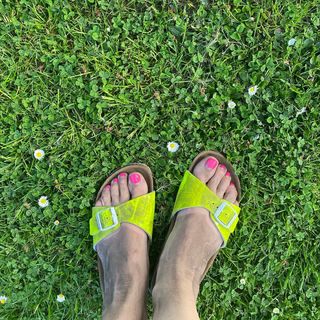 Judith Rakers feet photo thumbnail