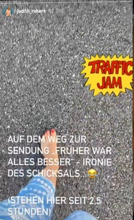 Judith Rakers feet photo thumbnail