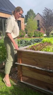 Judith Rakers feet photo thumbnail