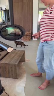 Judith Rakers feet photo thumbnail