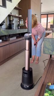 Judith Rakers feet photo thumbnail