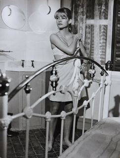 Judy Geeson feet photo 5