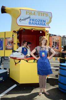 Judy Greer feet photo thumbnail