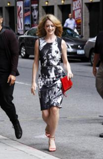 Judy Greer feet photo thumbnail