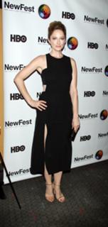 Judy Greer feet photo thumbnail