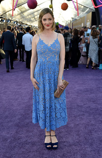 Judy Greer feet photo thumbnail