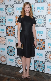 Judy Greer feet photo thumbnail