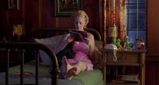 Judy Greer feet photo thumbnail