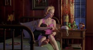 Judy Greer feet photo thumbnail