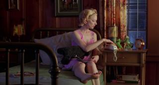 Judy Greer feet photo thumbnail