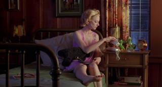 Judy Greer feet photo thumbnail