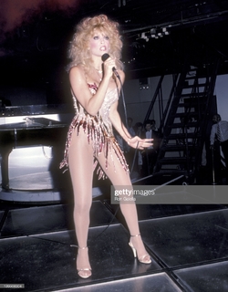 Judy Landers feet photo 9