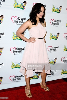 Judy Reyes feet photo 6