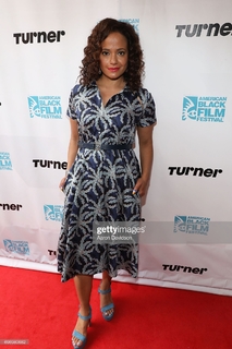Judy Reyes feet photo 16
