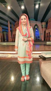 Juggun Kazim feet photo thumbnail