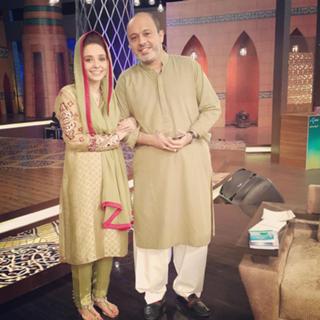 Juggun Kazim feet photo thumbnail