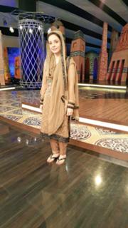 Juggun Kazim feet photo thumbnail