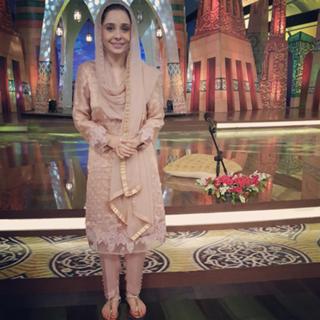 Juggun Kazim feet photo thumbnail