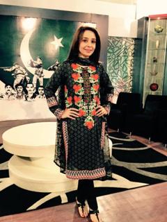 Juggun Kazim feet photo thumbnail