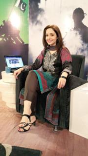 Juggun Kazim feet photo thumbnail