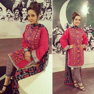 Juggun Kazim feet photo thumbnail