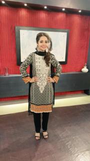 Juggun Kazim feet photo thumbnail