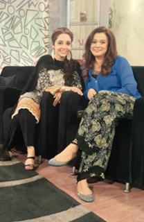 Juggun Kazim feet photo thumbnail