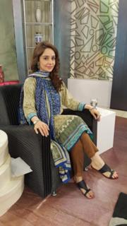 Juggun Kazim feet photo thumbnail