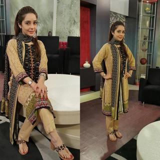 Juggun Kazim feet photo thumbnail