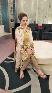 Juggun Kazim feet photo thumbnail