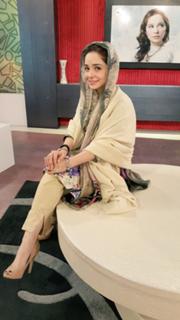 Juggun Kazim feet photo thumbnail