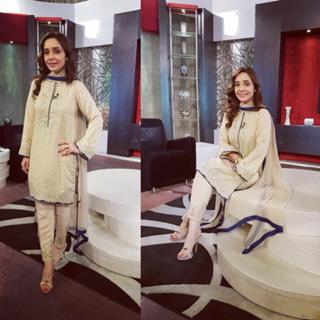 Juggun Kazim feet photo thumbnail