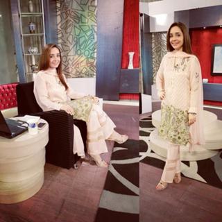 Juggun Kazim feet photo thumbnail