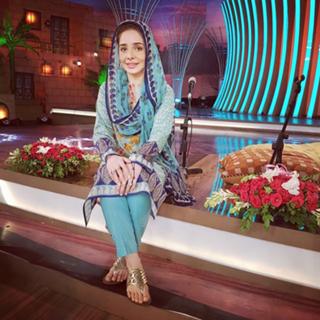 Juggun Kazim feet photo thumbnail