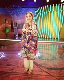 Juggun Kazim feet photo thumbnail