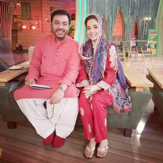 Juggun Kazim feet photo thumbnail