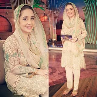 Juggun Kazim feet photo thumbnail