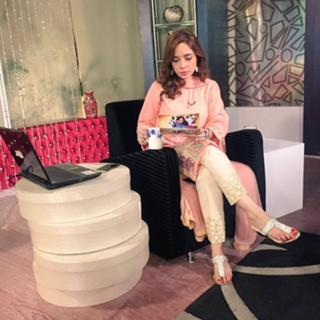 Juggun Kazim feet photo thumbnail