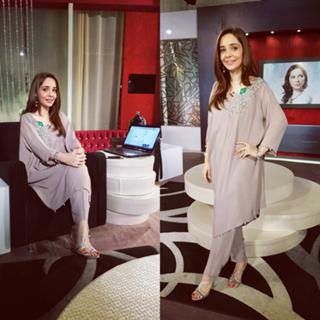 Juggun Kazim feet photo thumbnail